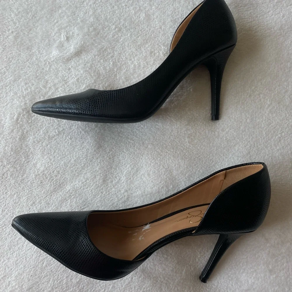 Jessica Simpson Textured Black Heels - Picture 3 of 10